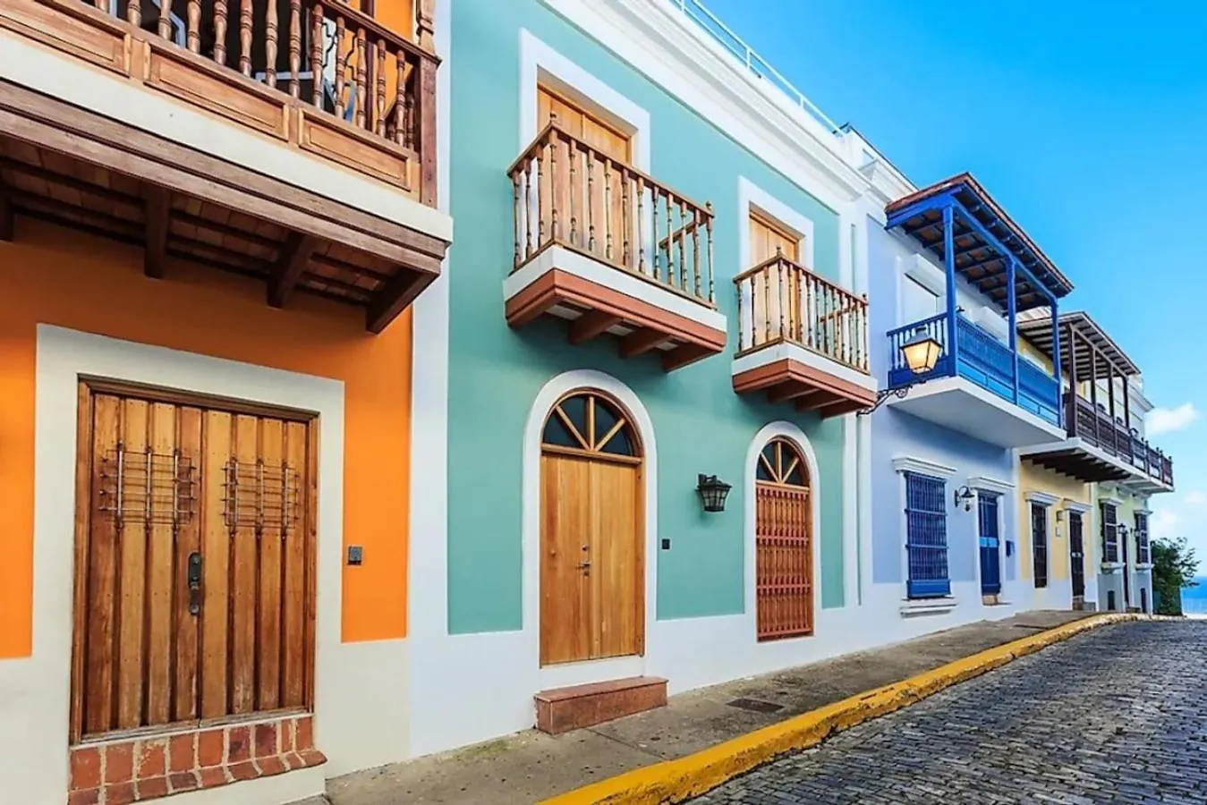 Private King Room With Bath In Shared Apartment San Juan